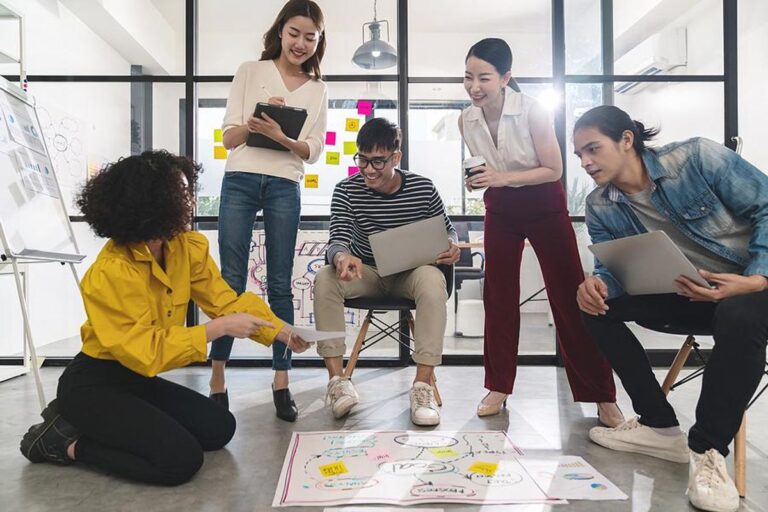 5 Fabulous Career Paths For Creative Minds