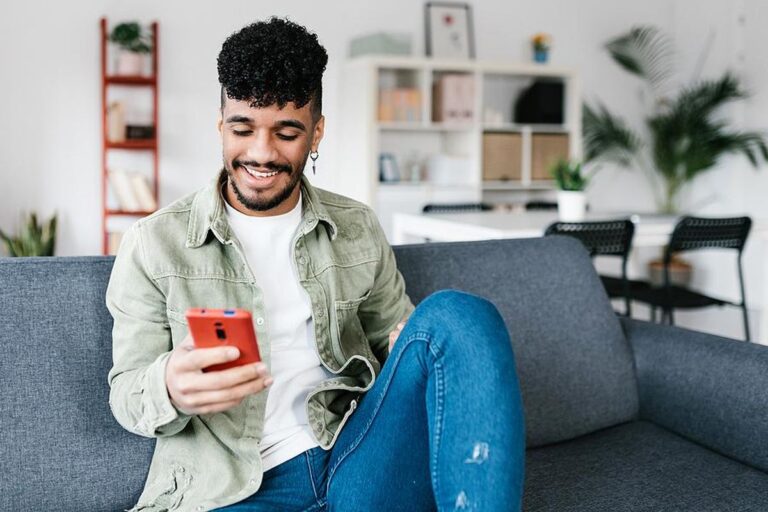 How To Connect With Recruiters On LinkedIn