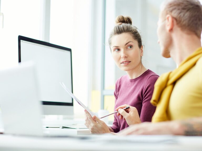 4 Ways To Stop Being A Control Freak