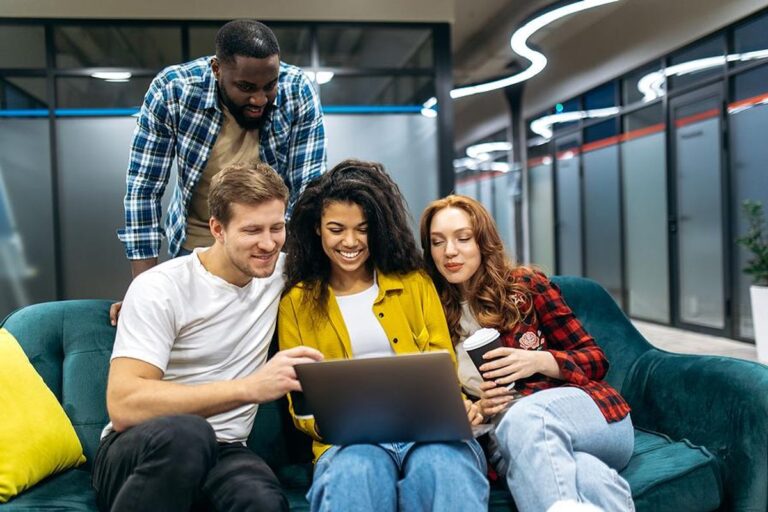 How To Build Positive Workplace Relationships