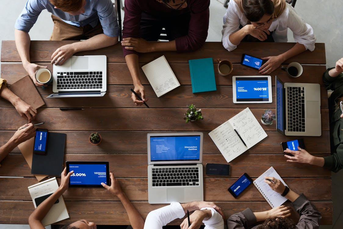 4 Critical Things To Know When Creating a Sales Team