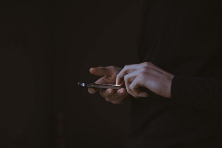 7 Ways to Use Modern Technology to Connect Students with Career Services