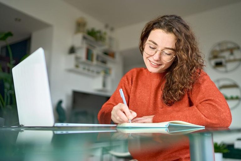 4 Simple Career Resolutions For 2023