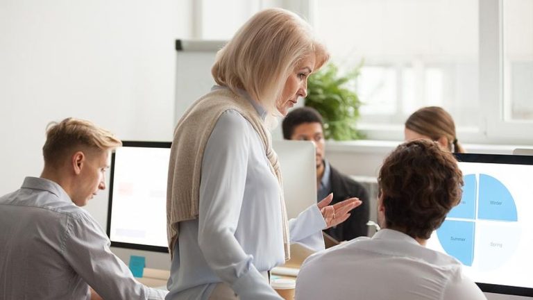 Executive Spotlight: How To Deal With Difficult Stakeholders & Peers