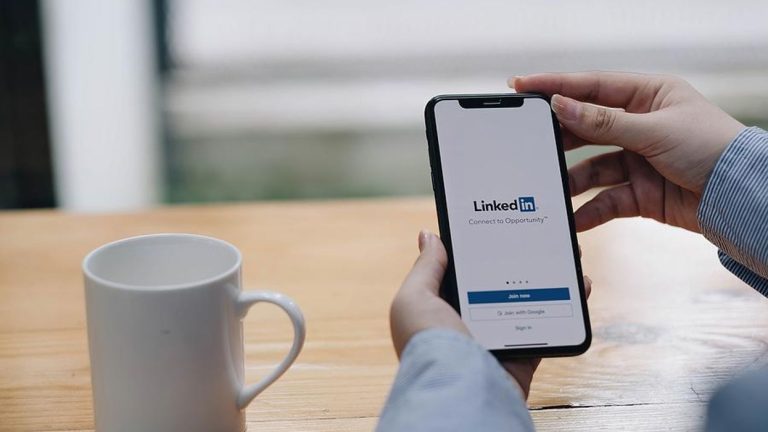 Why You Should Check Your LinkedIn Profile For This Mistake