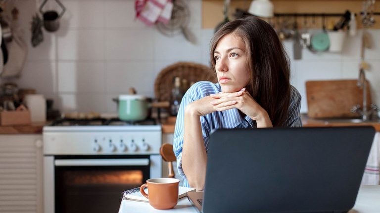 5 Unhealthy Job Search Habits Keeping You Unemployed