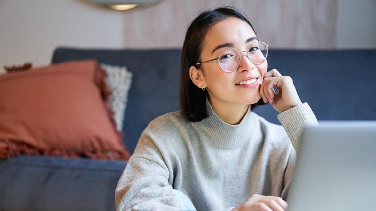 How To Work For Yourself & Become Self-Employed (In 5 Easy Steps)