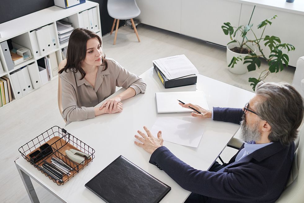 Woman uses interview hacks during her job interview